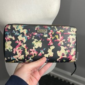 Kate Spade New York wallet